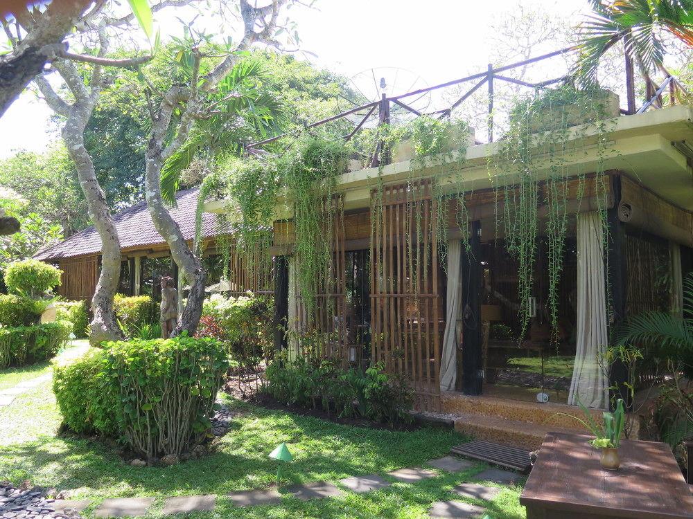 La Taverna Suites Sanur Eksteriør bilde