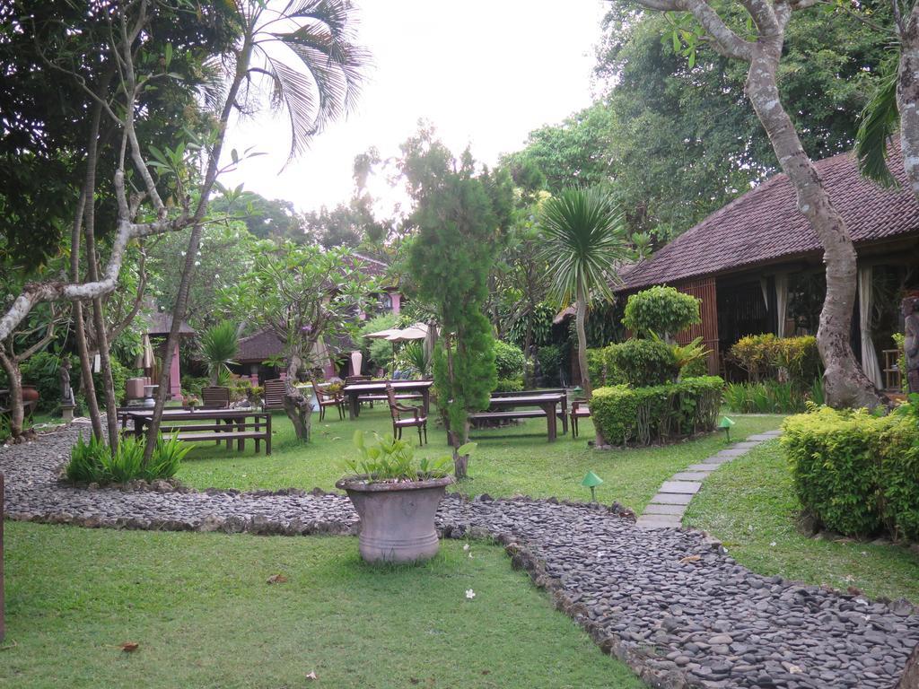 La Taverna Suites Sanur Eksteriør bilde